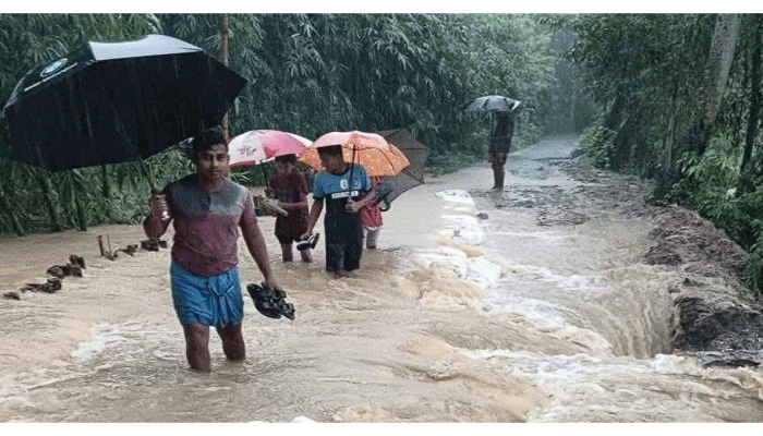 বাঁধ মেরামতে অব্যবস্থাপনার খেসারত দিচ্ছে ফেনী-নোয়াখালীর মানুষ