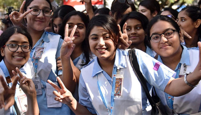 এইচএসসি ও সমমানের ফলাফল প্রকাশ, পাসের হার ৫৮.৮৩ শতাংশ !