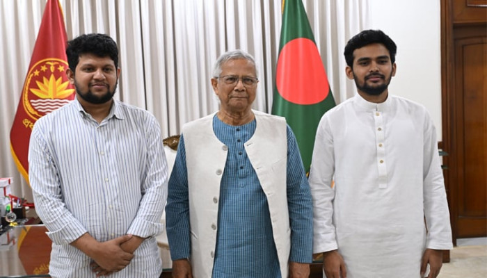 আসিফ মাহমুদ সজীব ভূঁইয়া ও মাহফুজ আলম-এর পদত্যাগপত্র গ্রহণ করেছেন প্রধান উপদেষ্টা!